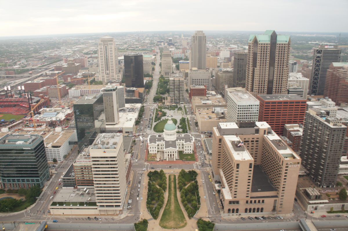 Gateway Arch Tram & Museum - St. Louis Attractions - Tripsaroo