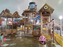 JOLLY MON INDOOR WATER PARK